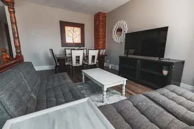 Image de Modern, Spacious 2 bedroom Apt - Downtown/Midtown Omaha