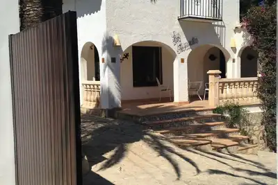 Villa, own pool, large garden, 4 min walk to El Portet beach