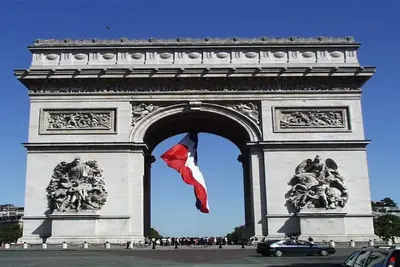 Image de A Haven Of Haussmannian Luxury Between Trocadero & Champs Elysees