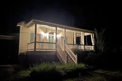 Image de Creole-style Cottage near Fish River
