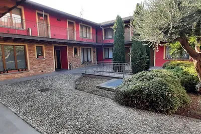 Image de Cozy flat + parking close to City center/Airport (Cin It016024b4o46o3qzy)