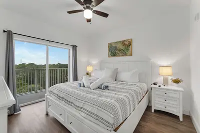 Image de Clean and quiet 2br Condo minutes from Disney springs