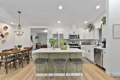 Image de đ“… Bright & Airy 3-Bed home-Sauna & L2 Ev Charging