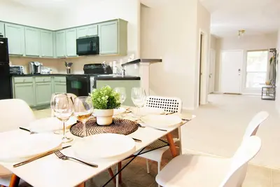Image de Beautiful Central Home for Families and Groups