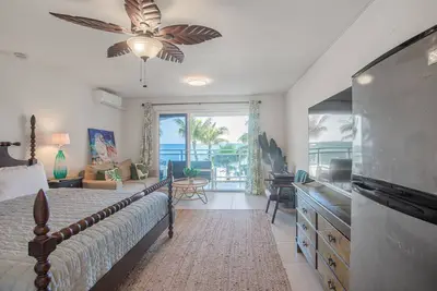 Image de The new Lux Maho Reef Studio is a comfortable, stylish and in the best location!