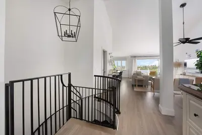 Image de Stunning! Lagoon and Ocean Views