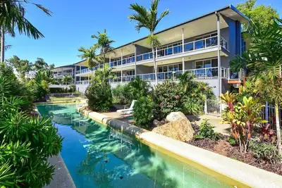Image de Blue Water Views 16 - breathtaking views and luxury at on Hamilton Island.