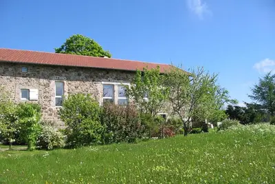Image de Gîte chaleureux avec poêle à bois, terrasse, wifi, proche activités nature