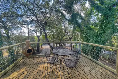 Image de 2nd floor, 2 bedroom, 2 bathroom unit near Boat Ramp 2 in Canyon Lake!