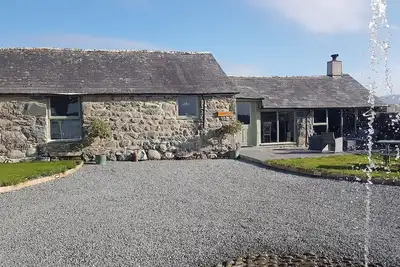 Image de Y Bwthyn, pet friendly, character holiday cottage in Dyffryn Ardudwy