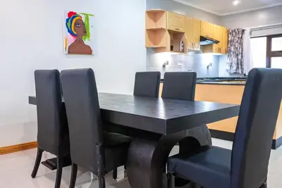 Image de Modern style furnished apartments for long and short term rentals.
