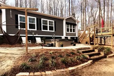 Image de Rustling Meadows Dwell Manor