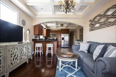 Image de New Listing Vacation like a Local Steps to Ferret St & Tulane