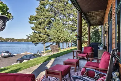Image de Minocqua Lake Condo! Walk 2 Downtown! August Weeks Available! Dock available!