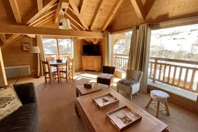 Image de Luxury chalet 160 m2 for 10 people, shuttle bus at 50m, 3mn from the lifts