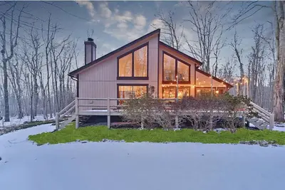 Image de Pocono Pines Lake House