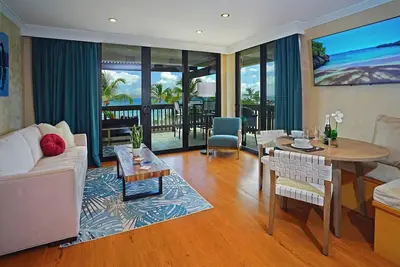 Image de Gorgeous Corner Unit on Sapphire