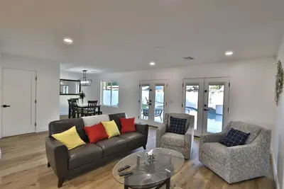 Image de Biltmore Modern & Central - Relaxing pool and spa