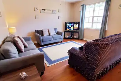 Image de Entire Place 2 Bed 2 Bath. Everything You Need for a Hassle-Free Stay in Biloxi.