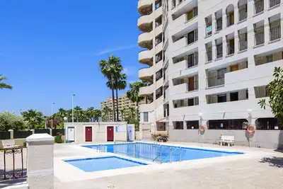 Image de Agréable appartement pour 5 personnes avec piscine, Wifi, Tv, terrasse et parking