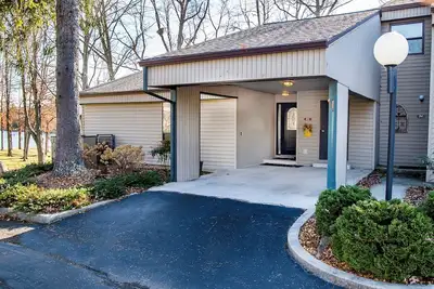 Image de 🌄 Resort Vacations at Fairfield Glade Tn Best View on the Lake 2 bedroom /2 bathrooms