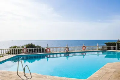 Image de Holidays2Mijas Costa Lubina del Sol Frontline beach, pool, terrace and seaview.