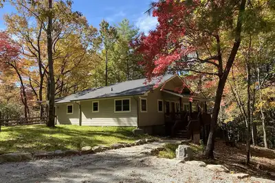 Image de Wolf Ridge Retreat. Comfortable, peaceful retreat in the Blue Ridge Mountains