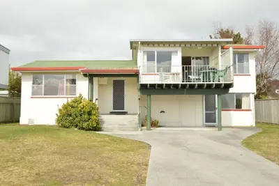 Image de Wharewaka · Classic holiday spot, memories at Wharewaka Beach