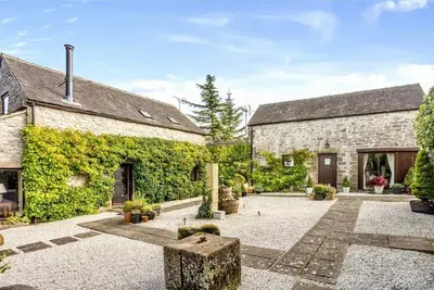 Image de Luxury 2 Bed (Sleeps 4) Cottage overlooking Chatsworth House, Peak Distict