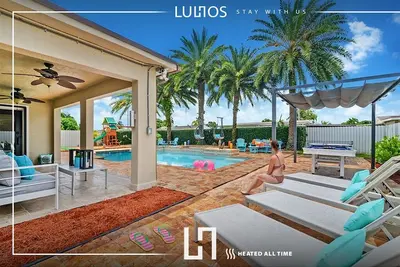 Image de Miami Chilling-Amenities w/ Hot Pool-spa/pool table/Bbq