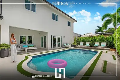 Image de Family Fun Villa Pool, Games & Outdoor Kitchen