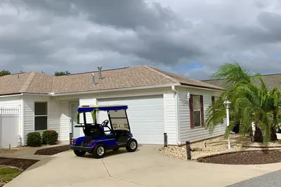 Image de Great Location! ! 2 Bdrm 2 Ba Villa w/Golf Cart, Free Wifi & Bbq