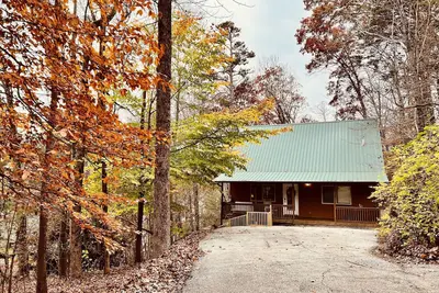Image de Charming Clayton Cozy Cottage, 3\/2 in town, minutes to everything