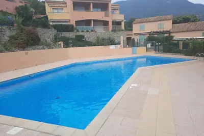 Image de mazet dans résidence au calme à 800m des plages