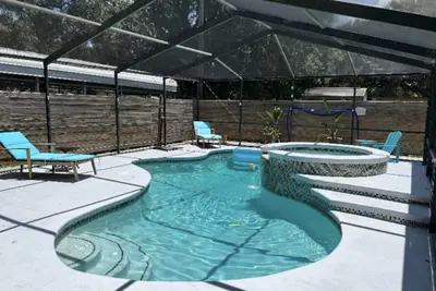 Image de Cheerful Newly Renovated *Heated* Pool\/Spa 5min from Tampa