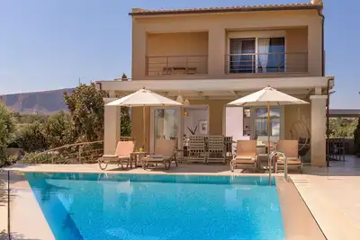 Image de Luxurious Cretan Villa with Private Pool 200m from the beach