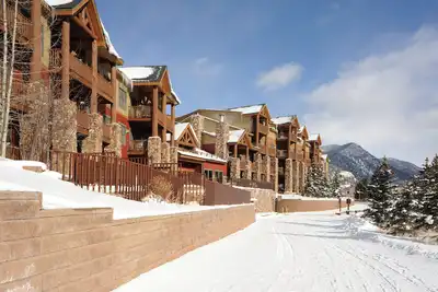Mountain House Neighborhood by Keystone Resort