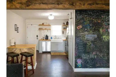 Image de Downtown Centrally Located Park Circle 2 bed - Walk to Riverfront!