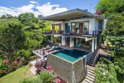 Image de Stunning Ocean & Sunsets Views in Manuel Antonio- Perfect Getaway for Families