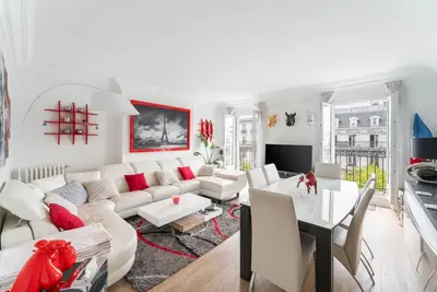 Image de Loft Haussmannien F4 dernier étage-Rénové-Clim-Asc
