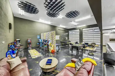 Image de Game On! Luxury Retreat @ La Dolce Vita Estate:Unforgettable Fun Ultimate Luxury