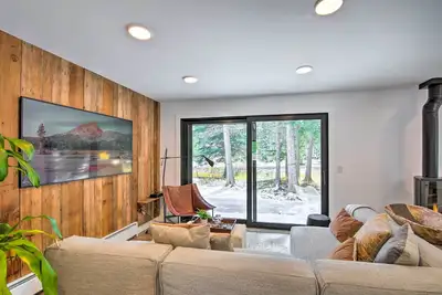 Image de Modern Riverfront Home: 6 Mi to Big Sky Town!