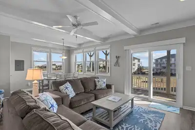 Image de Oceanview, poolside, 2br/2b condo sleeps 6