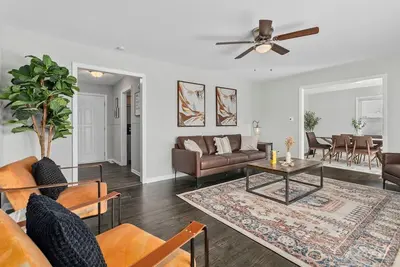 Image de Northland Kc Home_2 Living Spaces +Arcade+WiFi