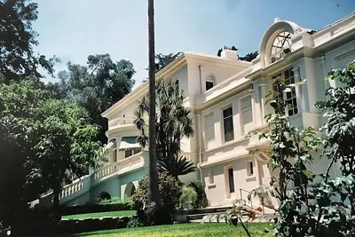 Image de Classic One Kind Bed Room at Pasadena Hotel & Pool