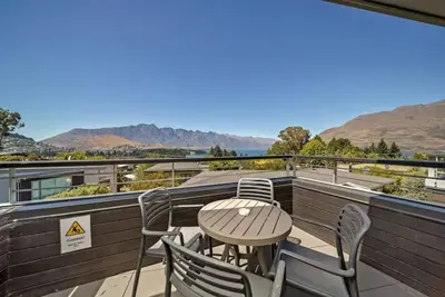 Image de Vu Apartment -  great views & walk to town