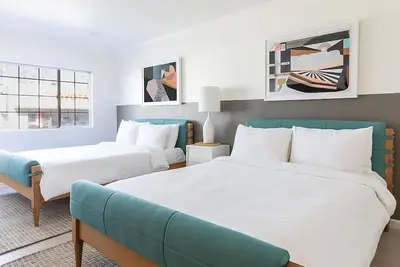Image de Perfect Family Vacation Starts Here! Close to the Oakland Museum of California!