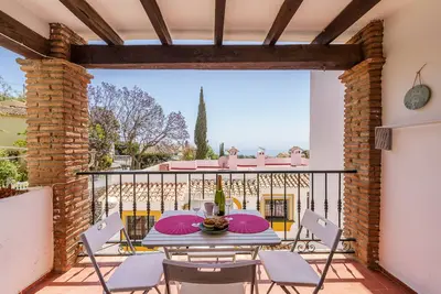 Image de Sunny Tranquility With Pool, Benalmádena, Spain