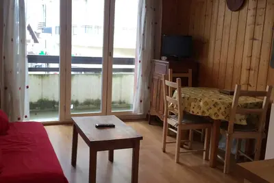 Image de Charmant 2 Pièces en Cœur de Village, Proche Piscine et Patinoire - 5 Pers, 46m²