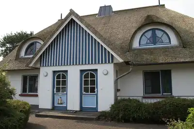 Image de Zentrale Gelegene Fewo in Wieck a. DarĂź mit SĂĽd- und Ost Balkon - Zeesenkoje